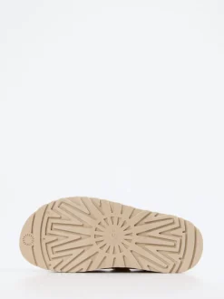 UGG – Chunky-Sandale aus Gummi in Beige