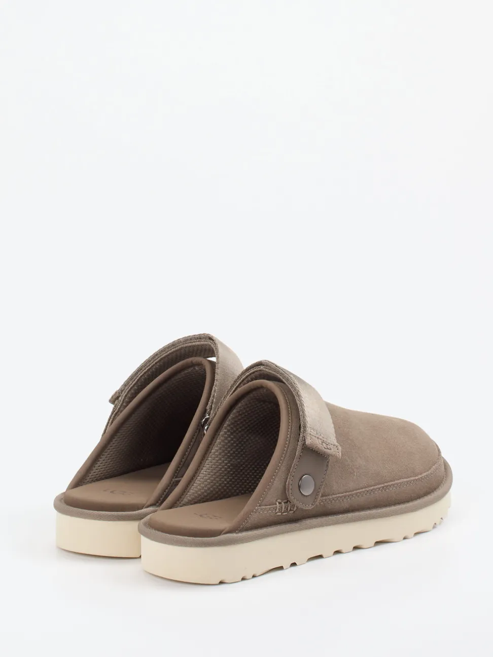 UGG – Clogs aus Veloursleder in Taupe