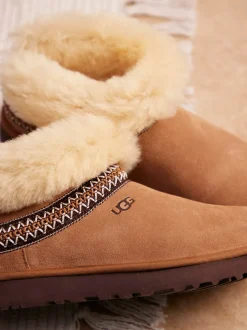 UGG – Hausschuh aus Veloursleder karamellbraun