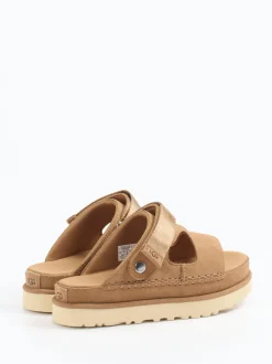 UGG – Komfort-Sandale aus Nubukleder camelbraun