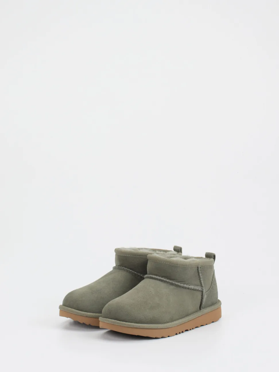 UGG – Lammfell-Boots aus Veloursleder olivgrün