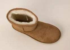 UGG – Lammfell-Boots aus Veloursleder cognacfarben