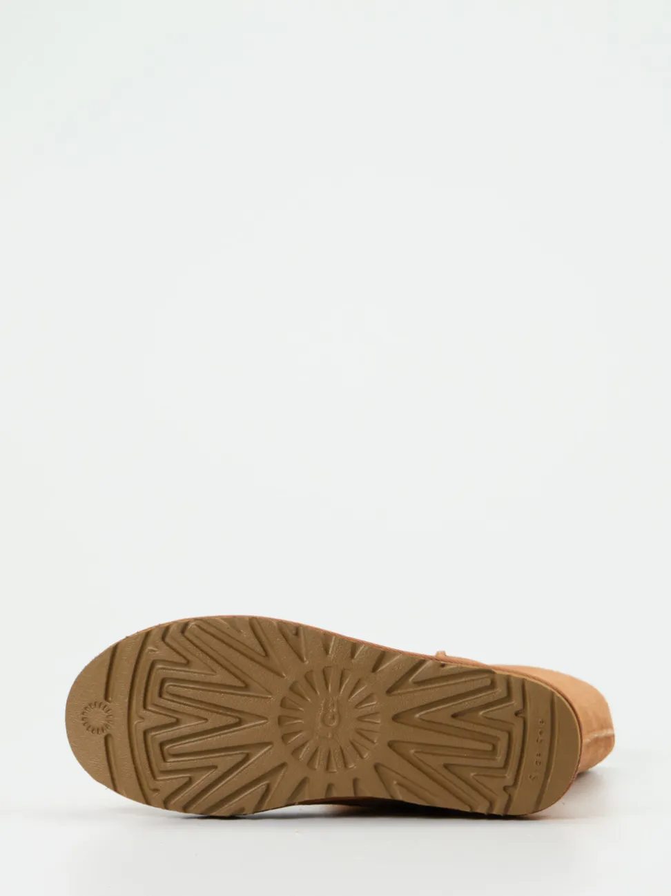 UGG – Lammfell-Boots aus Veloursleder cognacbraun
