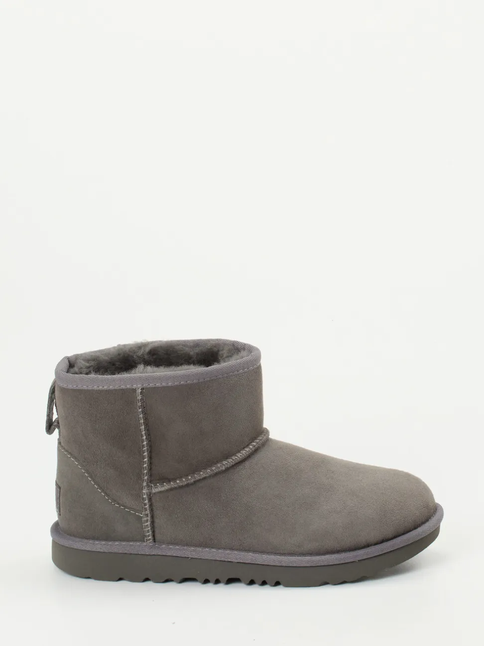 UGG – Lammfell-Boots aus Veloursleder anthrazit