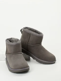 UGG – Lammfell-Boots aus Veloursleder anthrazit