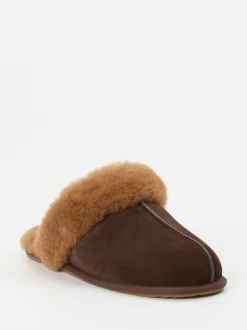 UGG – Lammfellhausschuh aus Veloursleder Dunkelbraun