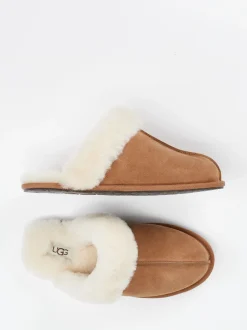 UGG – Lammfell-Hausschuh aus Veloursleder braun