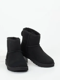 UGG – Lammfell-Stiefelette aus Veloursleder Schwarz