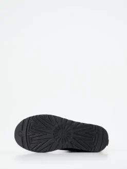 UGG – Lammfell-Stiefelette aus Veloursleder Schwarz