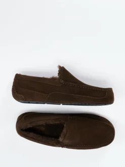 UGG – Mokassin-Hausschuh aus Veloursleder Dunkelbraun