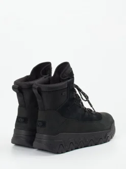 UGG – Outdoor-Boots aus Veloursleder schwarz