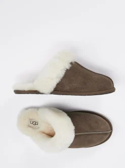 UGG – Pantoffeln aus Veloursleder mit Lammfellfutter