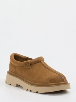 UGG – Slip-On aus Veloursleder karamellbraun