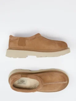UGG – Slip-On aus Veloursleder karamellbraun