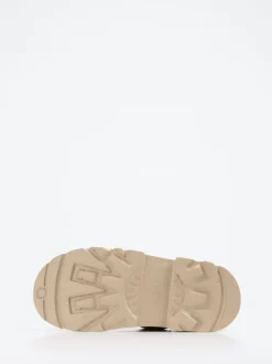 UGG – Slip-On aus Veloursleder karamellbraun