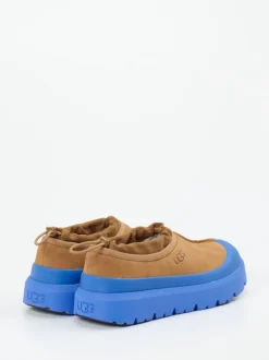UGG – Slipper aus Veloursleder Camelbraun
