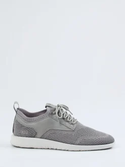 UGG – Sneaker aus Textil in Hellgrau