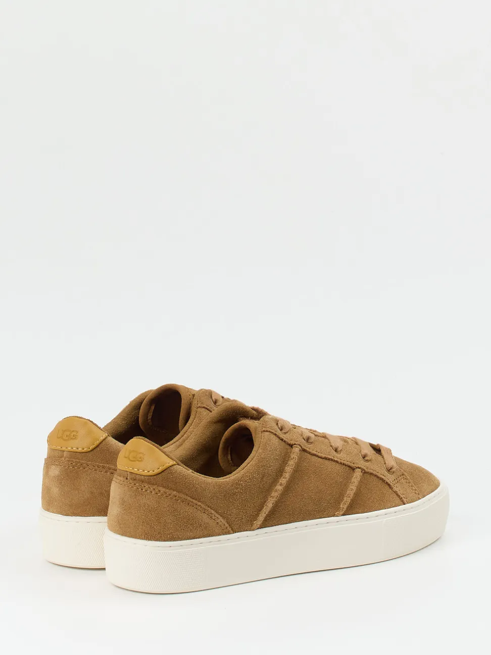 UGG – Sneaker aus Veloursleder cognacbraun