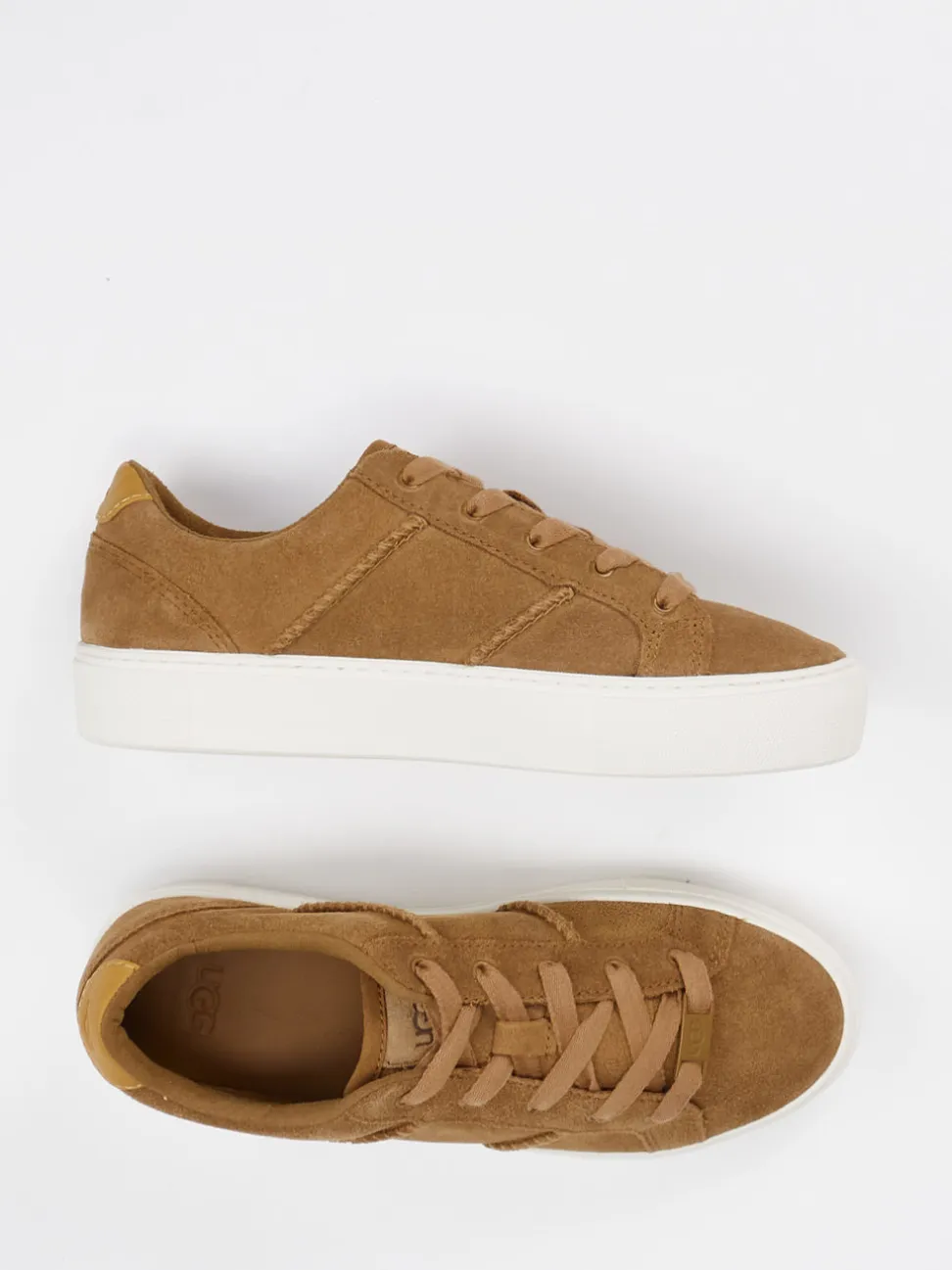 UGG – Sneaker aus Veloursleder cognacbraun