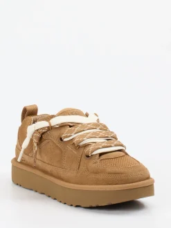 UGG – Sneaker aus Veloursleder cognacfarben