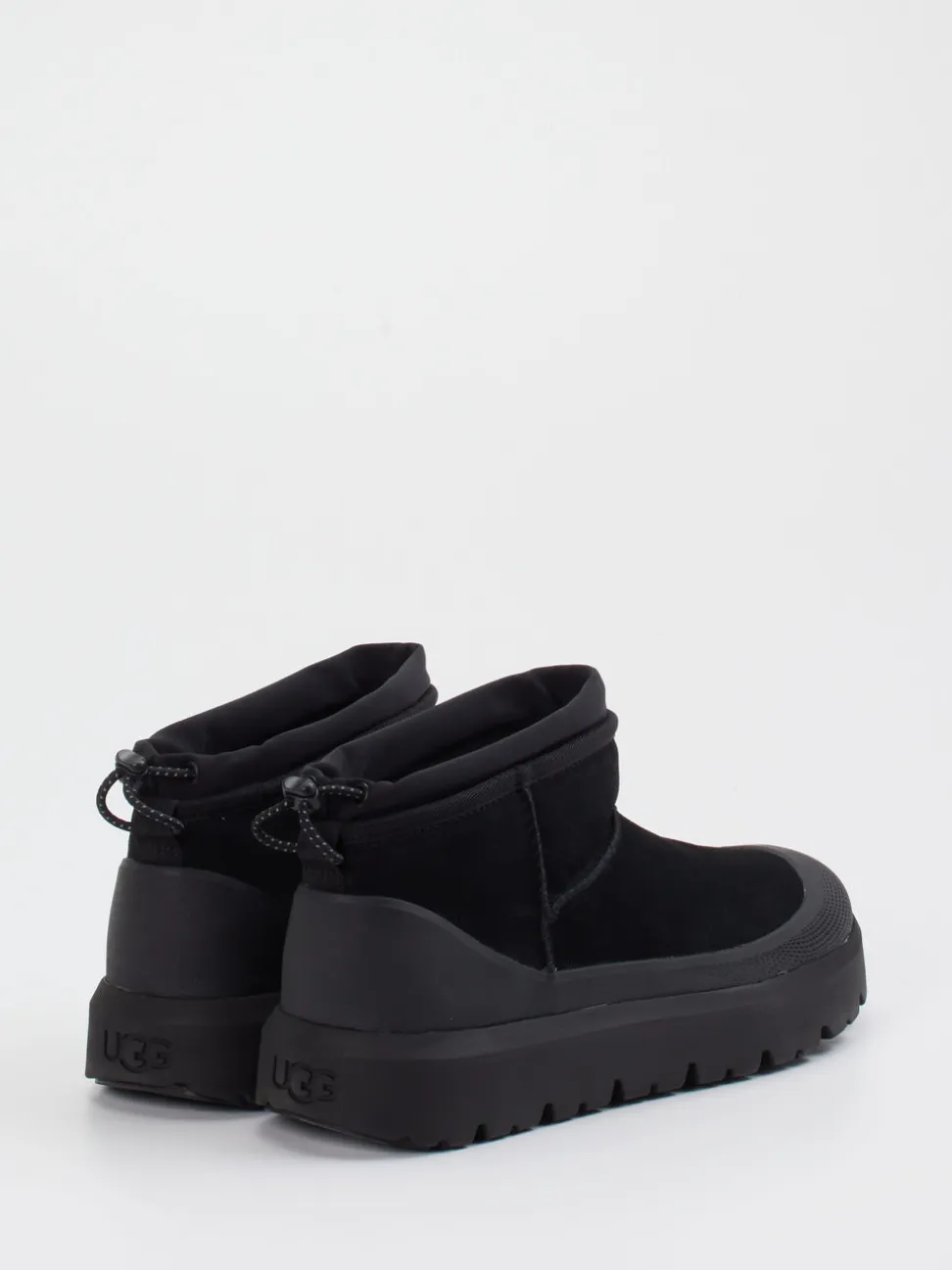 UGG – Winter-Boots aus Veloursleder schwarz