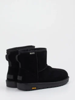 UGG – Winter-Boots aus Veloursleder schwarz