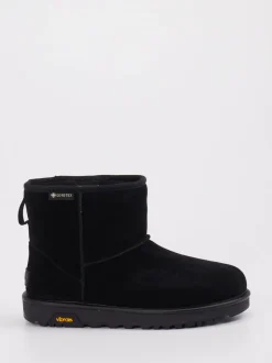 UGG – Winter-Stiefelette aus Veloursleder schwarz