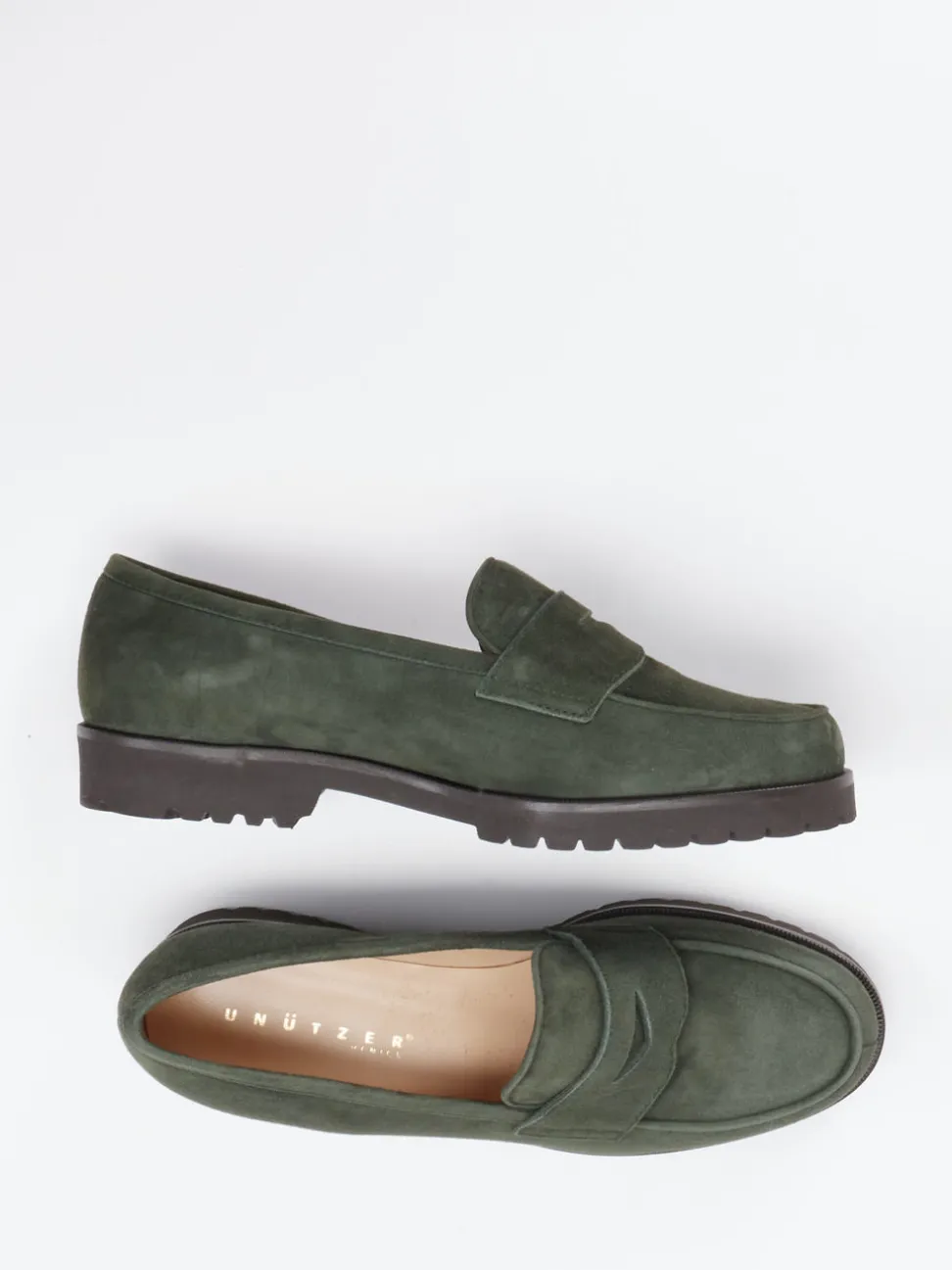 Unützer – Loafer aus Veloursleder in Grün