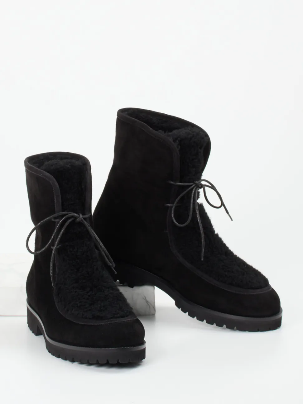 Unützer – Schnürstiefelette aus Veloursleder schwarz