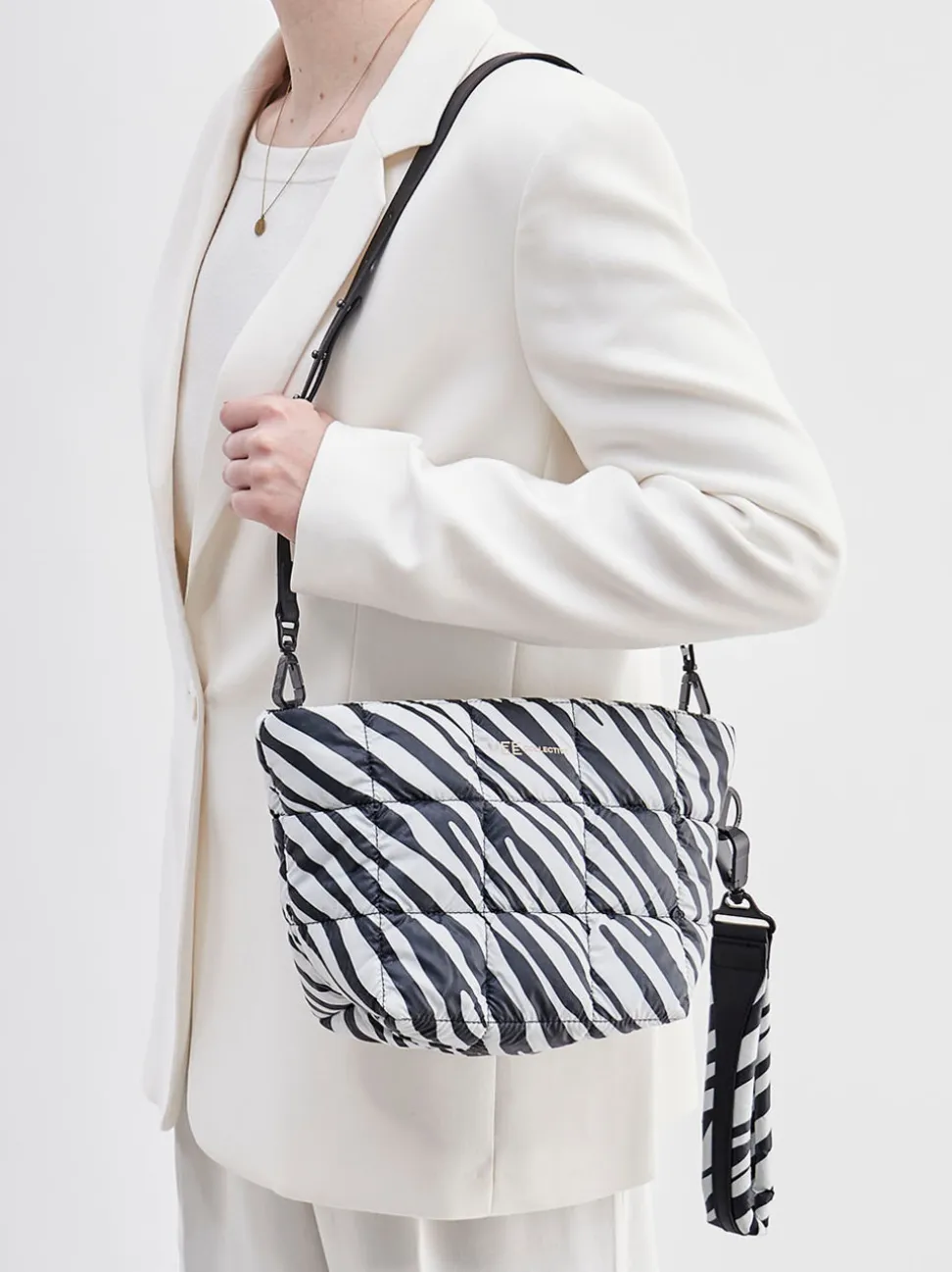 VeeCollective Berlin – Clutche & Abendtasche
