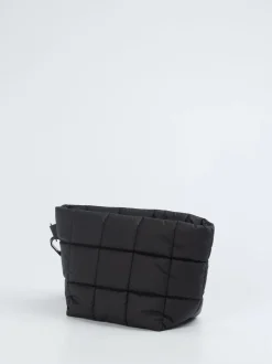 VeeCollective Berlin – Crossbody Bag aus Nylon Schwarz