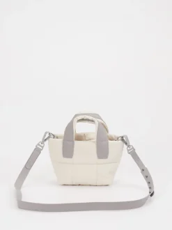VeeCollective Berlin – Handtasche aus Steppnylon cremeweiß
