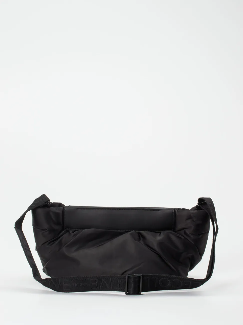 VeeCollective Berlin – Schultertasche aus Nylon Schwarz