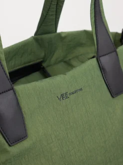 VeeCollective Berlin – Shopper aus Nylon in Olivgrün