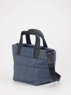 VeeCollective Berlin – Shopper Bag aus Nylon in Dunkelblau