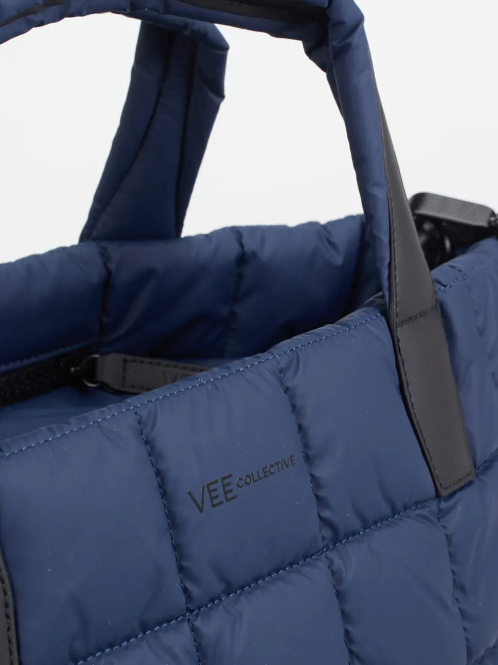 VeeCollective Berlin – Shopper aus Nylon Dunkelblau