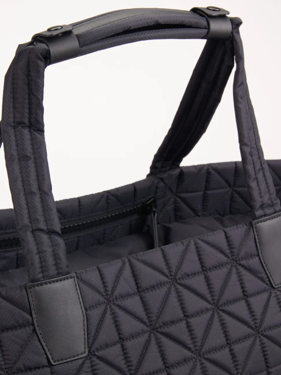 VeeCollective Berlin – Shopper aus Nylon mit Steppung