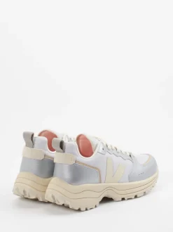 VEJA – Chunky Sneaker aus Ripstop-Textil Cremeweiß