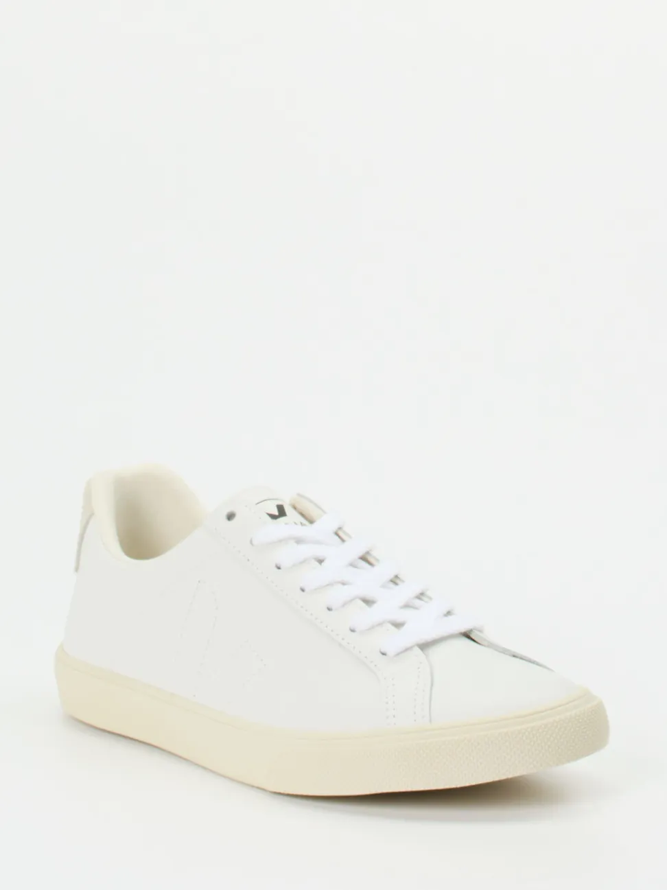 VEJA – Low-Top Sneaker aus Leder in Weiß
