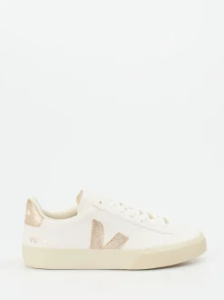 VEJA – Low-Top Sneaker aus Kalbleder cremeweiß