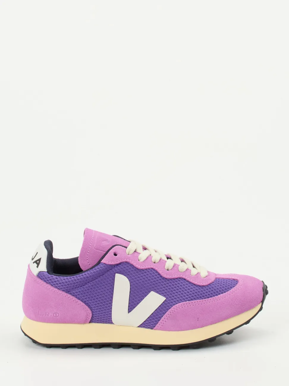 Veja – Retro-Sneaker aus Hexamesh und Veloursleder Violett