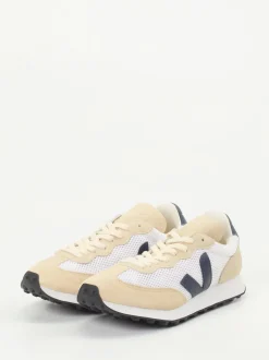 VEJA – Retro-Sneaker aus Mesh und Veloursleder Beige
