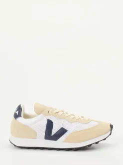 VEJA – Retro-Sneaker aus Mesh und Veloursleder Beige