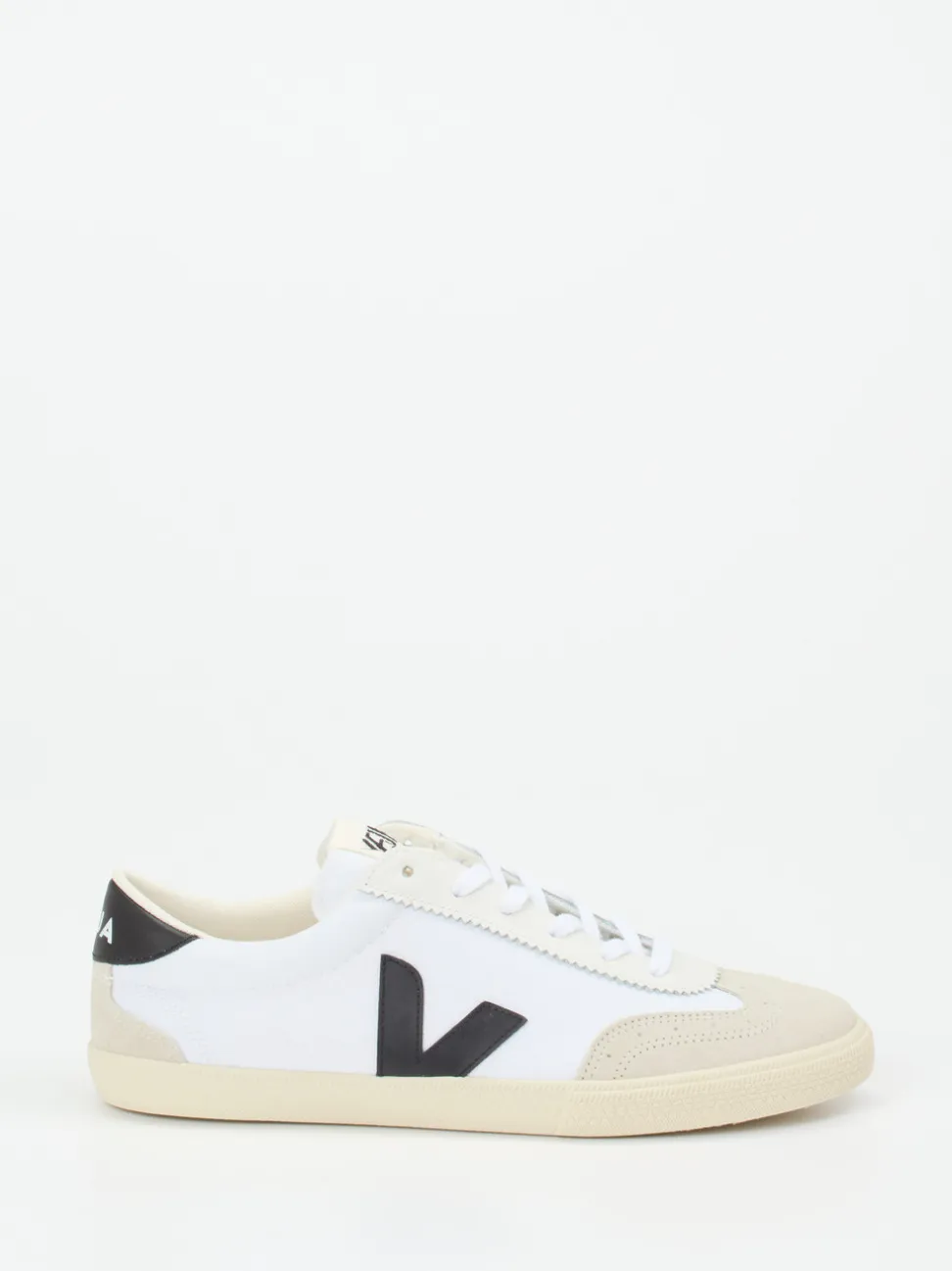 VEJA – Sneaker aus Canvas und Wildleder weiß