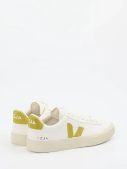 Veja – Sneaker aus Kalbleder und Wildleder weiß
