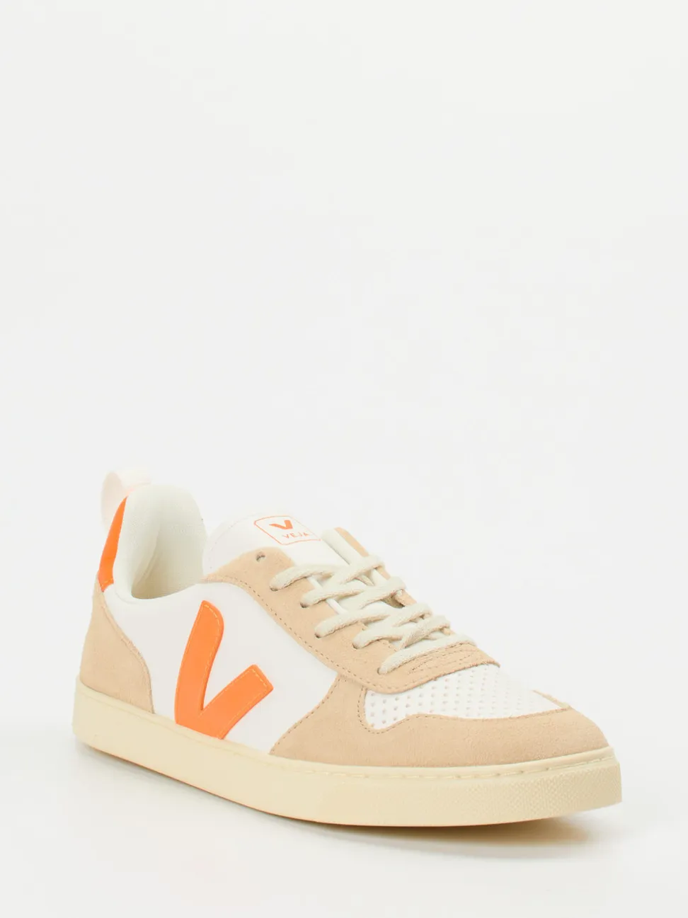 VEJA – Sneaker aus Kalbleder und Veloursleder Beige