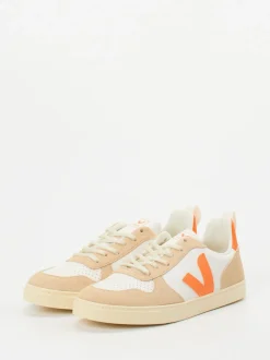VEJA – Sneaker aus Kalbleder und Veloursleder Beige