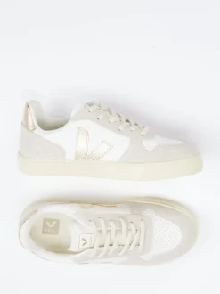Veja – Sneaker aus Kalbleder in Cremeweiß