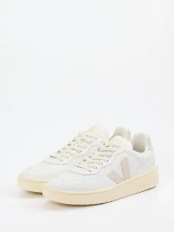 VEJA – Sneaker aus Kalbleder in Offwhite