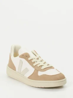 VEJA – Sneaker aus Lammleder und Velours in Beige